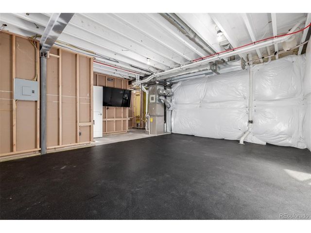 23814 E 36th Pl, Aurora, CO 80019