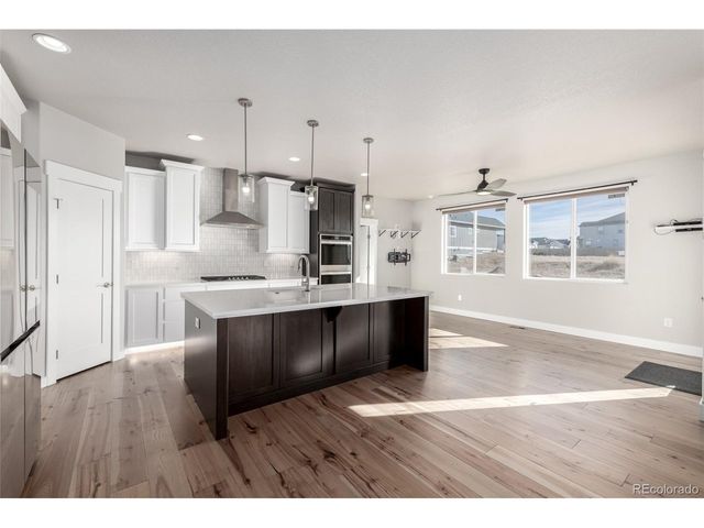 23814 E 36th Pl, Aurora, CO 80019