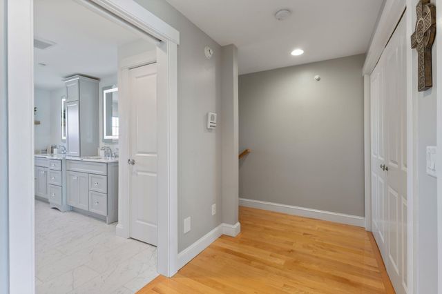 19 Bridge St Unit 3, Kittery, ME 03904