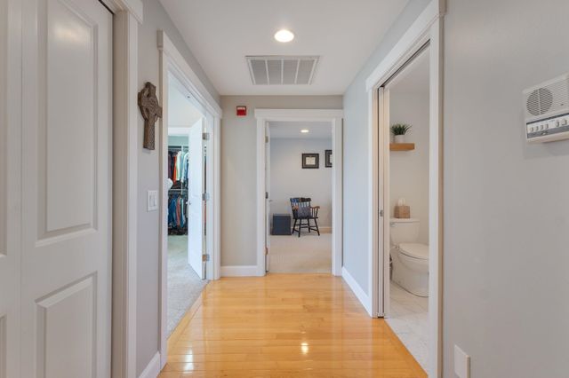 19 Bridge St Unit 3, Kittery, ME 03904