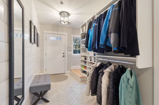 19 Bridge St Unit 3, Kittery, ME 03904