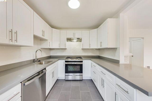 1207 University Ave, Berkeley, CA 94702