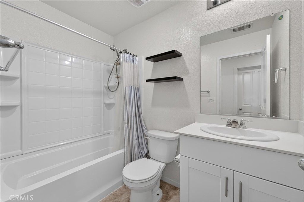 Image 23 of property listing at 15 Cully Court, Oroville, CA 95965