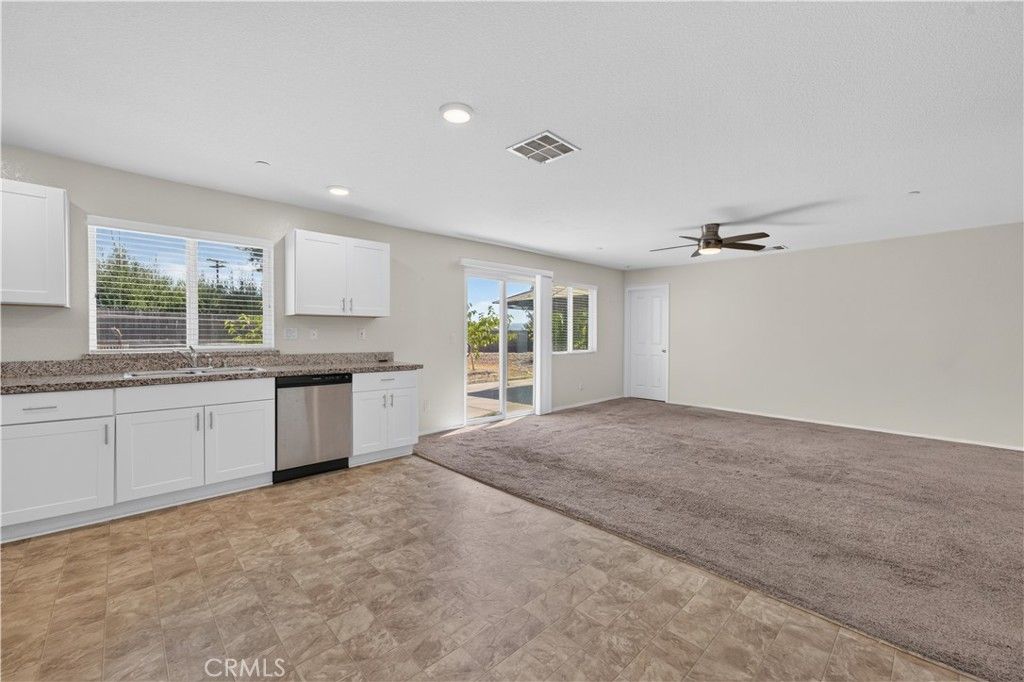 Image 8 of property listing at 15 Cully Court, Oroville, CA 95965