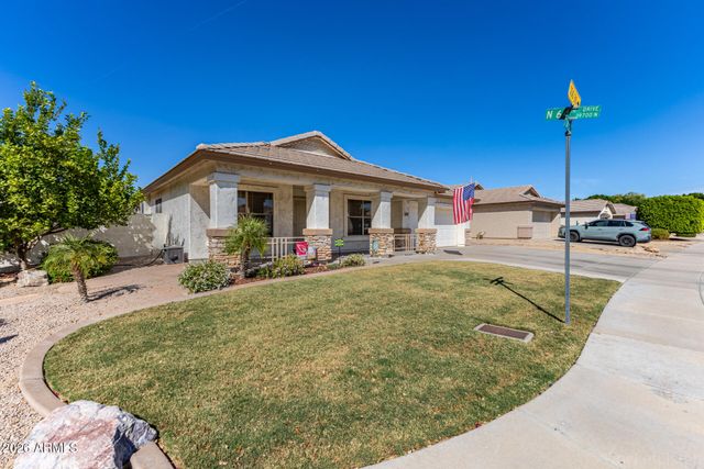 6448 W TONTO Drive, Glendale, AZ 85308