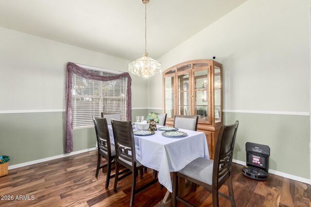 6448 W TONTO Drive, Glendale, AZ 85308