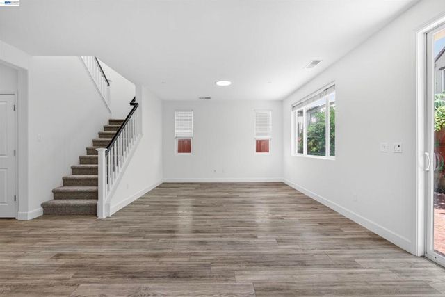 532 E Isidoro Ave, Mountain House, CA 95391