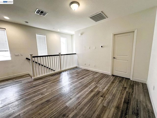 532 E Isidoro Ave, Mountain House, CA 95391