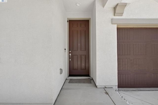532 E Isidoro Ave, Mountain House, CA 95391