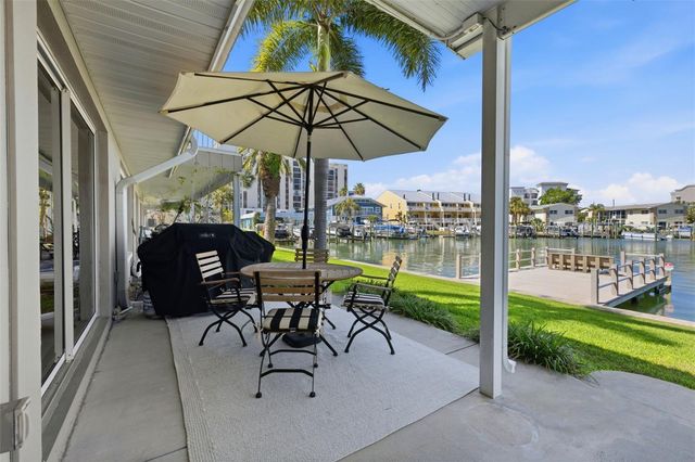 400 LARBOARD WAY 105, Clearwater Beach, FL 33767