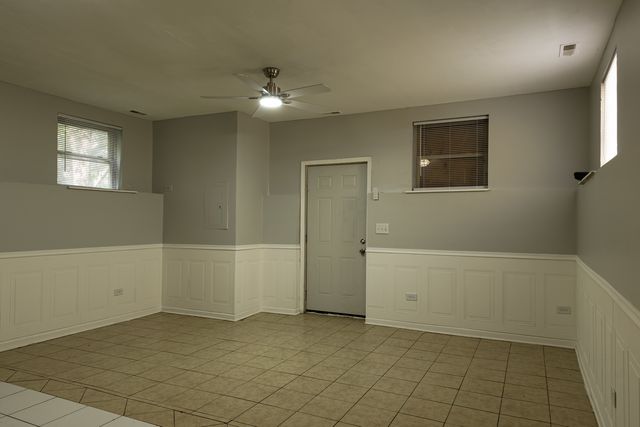 6667 S Michigan Avenue 1, Chicago, IL 60637