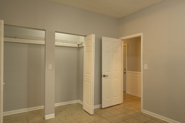 6667 S Michigan Avenue 1, Chicago, IL 60637