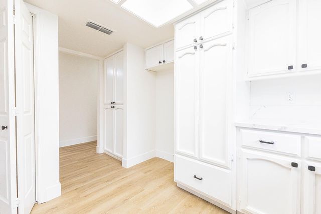 901 Barnett Way, Madera, CA 93637