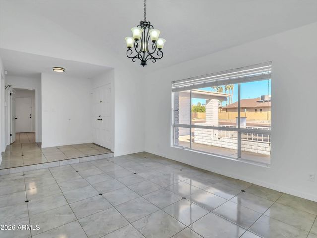 4949 W ROYAL PALM Road, Glendale, AZ 85302