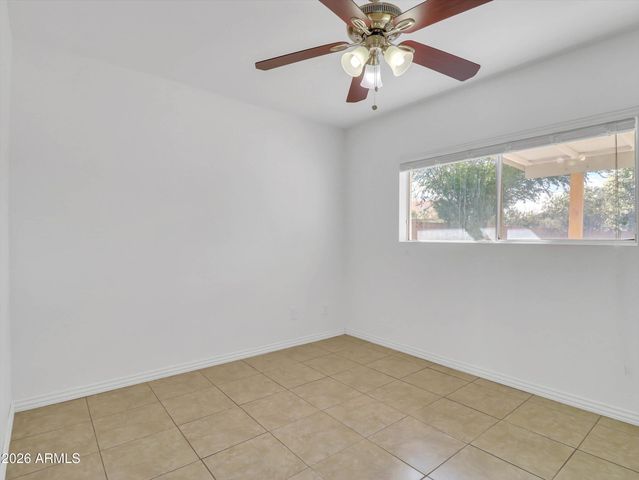 4949 W ROYAL PALM Road, Glendale, AZ 85302