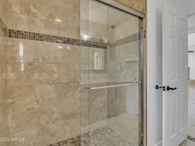 4949 W ROYAL PALM Road, Glendale, AZ 85302