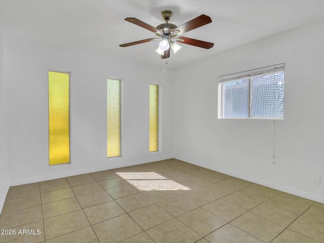 4949 W ROYAL PALM Road, Glendale, AZ 85302