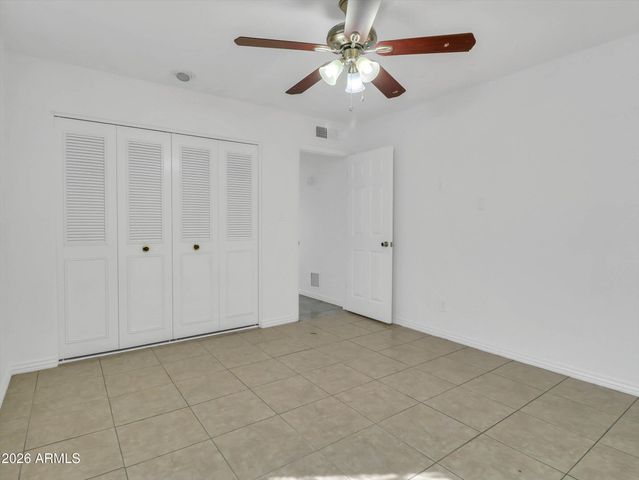 4949 W ROYAL PALM Road, Glendale, AZ 85302