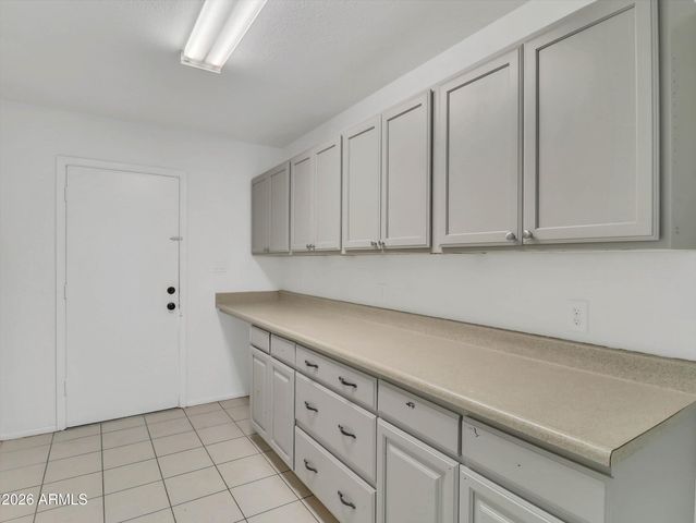 4949 W ROYAL PALM Road, Glendale, AZ 85302