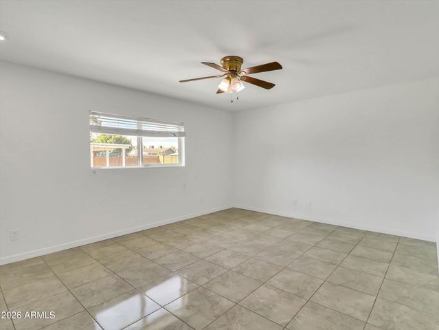 4949 W ROYAL PALM Road, Glendale, AZ 85302