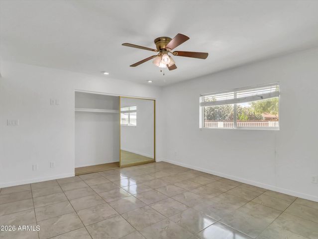 4949 W ROYAL PALM Road, Glendale, AZ 85302
