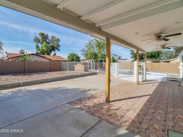 4949 W ROYAL PALM Road, Glendale, AZ 85302