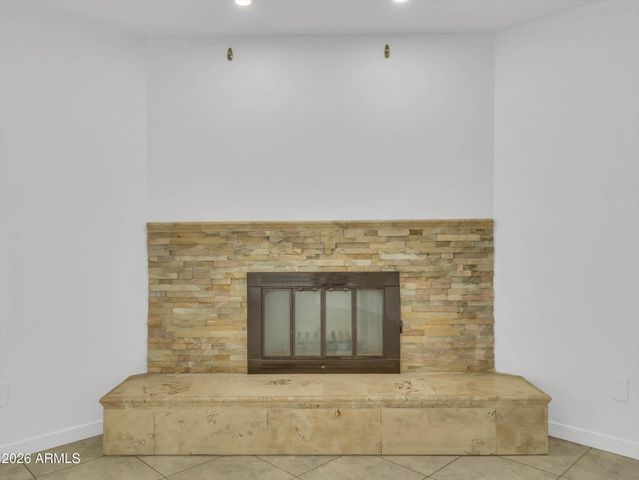 4949 W ROYAL PALM Road, Glendale, AZ 85302