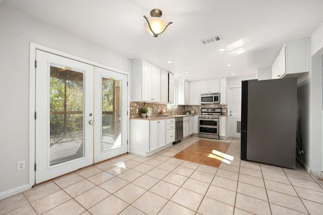 1100 Huntridge DR, Austin, TX 78758