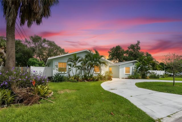 1101 81ST AVENUE N, St Petersburg, FL 33702