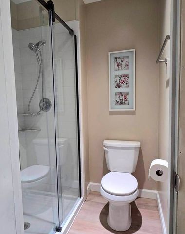 963 Taylor Drive, Gurnee, IL 60031