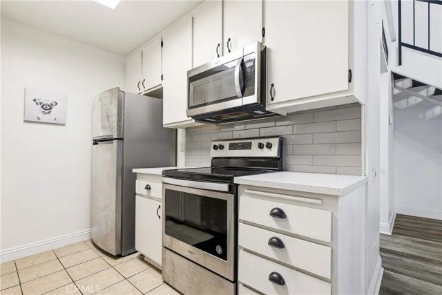 5460 White Oak F303, Encino, CA 91316