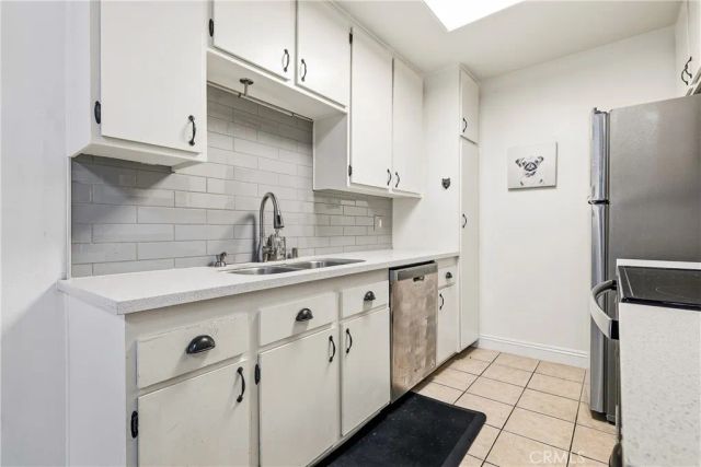 5460 White Oak F303, Encino, CA 91316