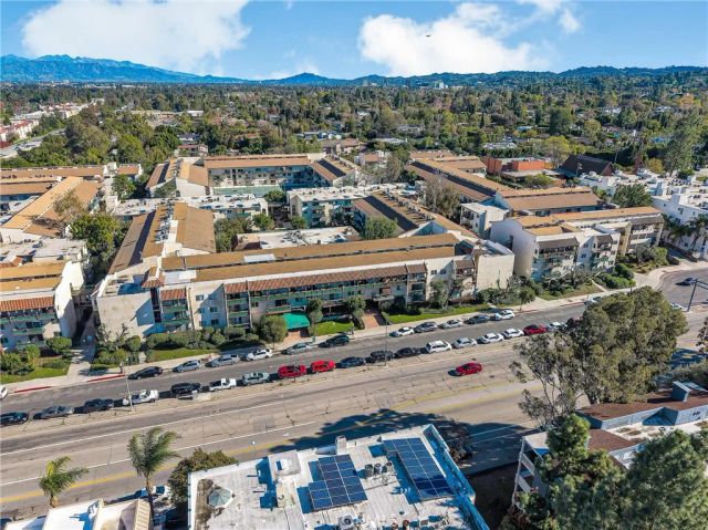 5460 White Oak F303, Encino, CA 91316