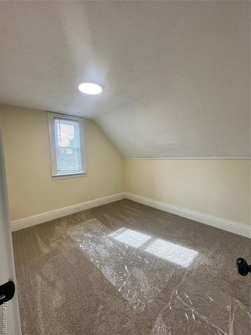 18576 Jefferson, Riverview, MI 48193