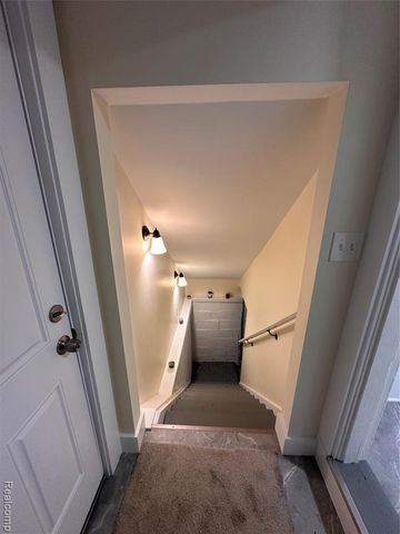18576 Jefferson, Riverview, MI 48193