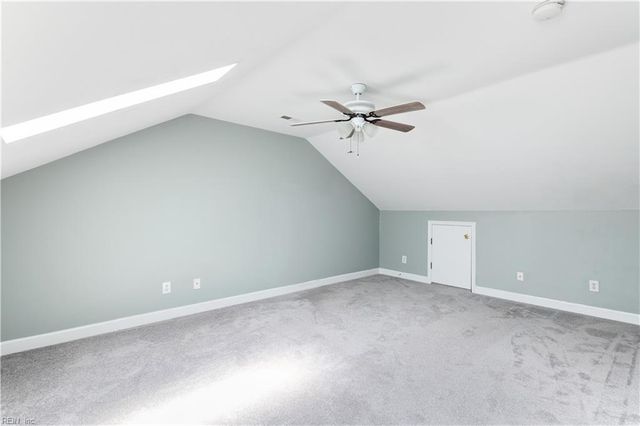 924 Lucas Creek Rd Apt 2, Newport News, VA 23608