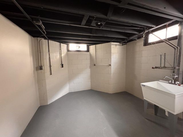 4112 N 45th STREET, Milwaukee, WI 53216