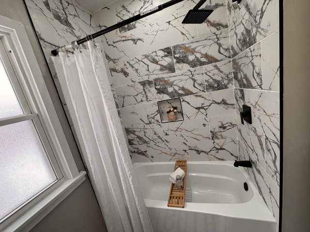 4112 N 45th STREET, Milwaukee, WI 53216