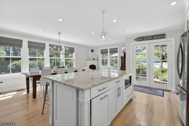 89 Myrtle Ave, Millburn Twp., NJ 07041