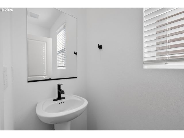 2329 Ash St, Woodland, WA 98674