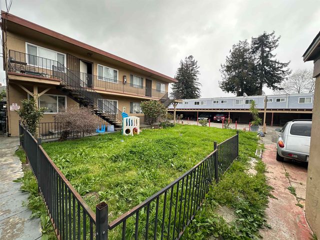 2550 35th ave, Oakland, CA 94601