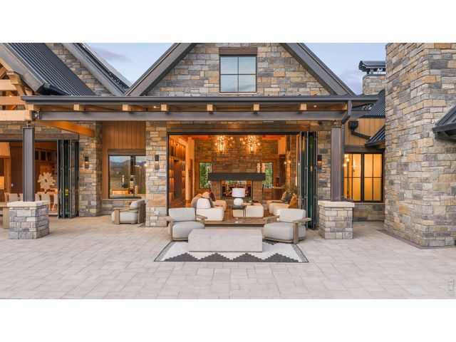 4384 N 95th St, Lafayette, CO 80026