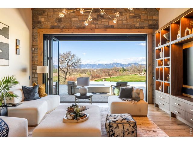 4384 N 95th St, Lafayette, CO 80026