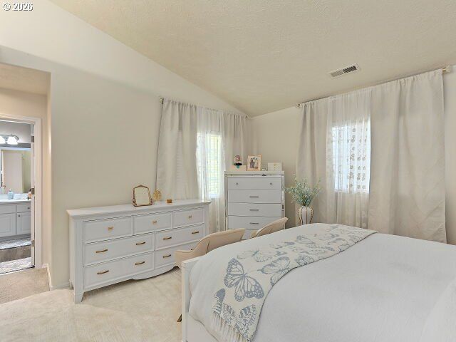 14404 Se OREGON TRAIL Dr, Clackamas, OR 97015