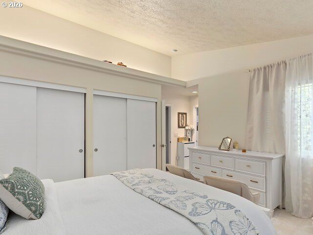14404 Se OREGON TRAIL Dr, Clackamas, OR 97015