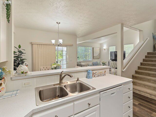 14404 Se OREGON TRAIL Dr, Clackamas, OR 97015