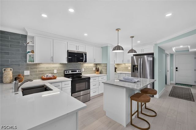 2445 W Gulf DR A2, Sanibel, FL 33957