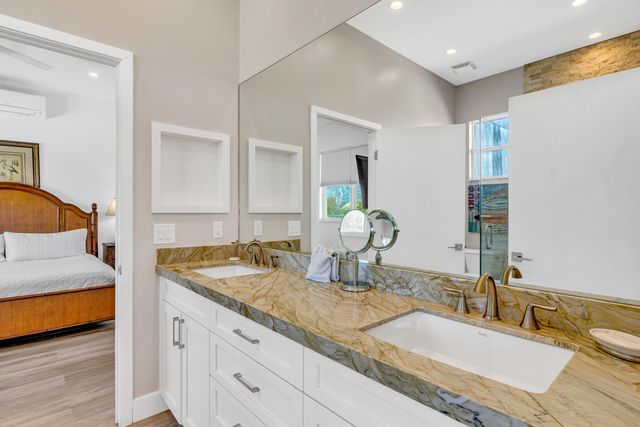 2010 Sombrero Beach Road, Marathon, FL 33050