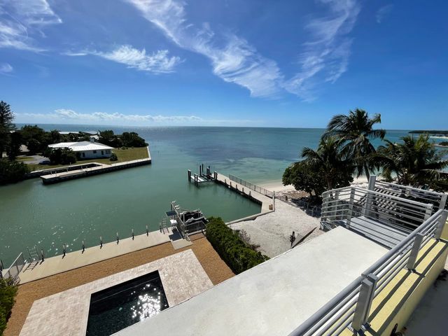 2010 Sombrero Beach Road, Marathon, FL 33050