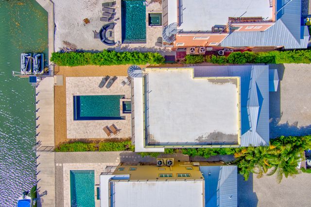 2010 Sombrero Beach Road, Marathon, FL 33050